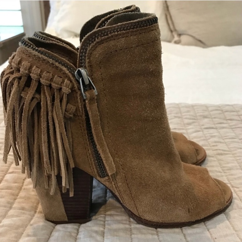 Dolce Vida Booties